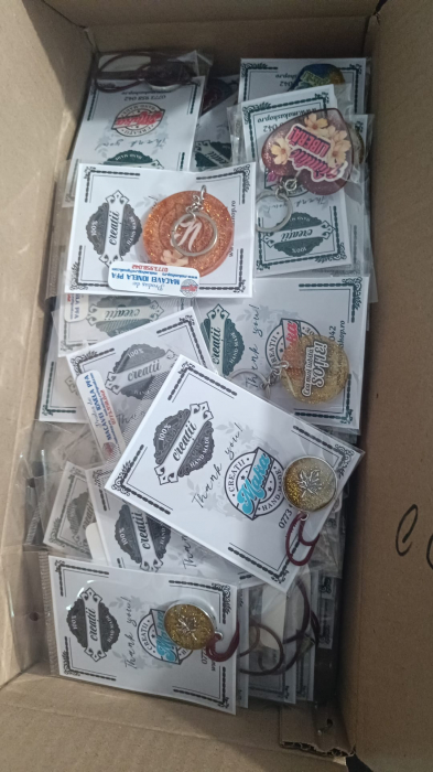 Breloc personalizat din rășină epoxidică [3]