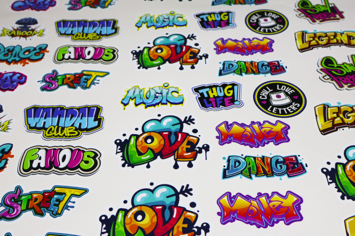 Sticker Personalizat cu Print UV – Culori Vibrante și Rezistență Premium [2]