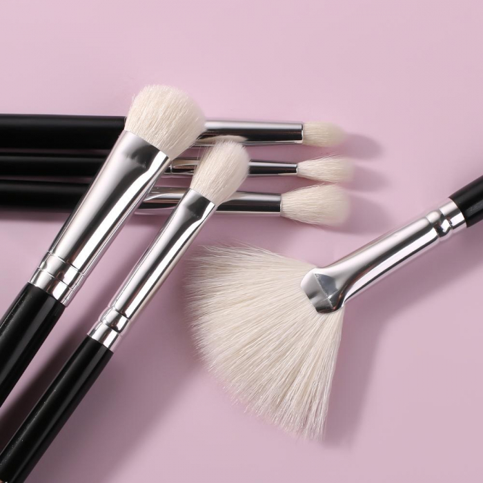 Set 15 pensule make-up Beili Black - model NOU [4]