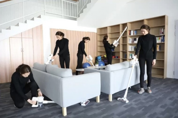 INGCO ASPIRATOR VERTICAL 20V+BATERIE 2A SI INCARCATOR CVLI2006 [6]