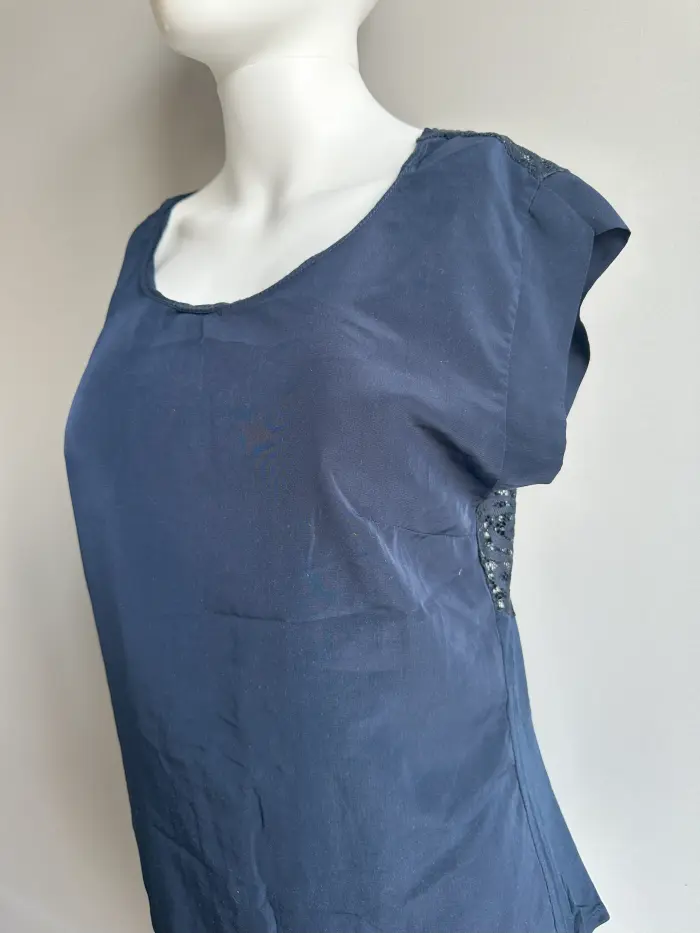 Tricou M [2]