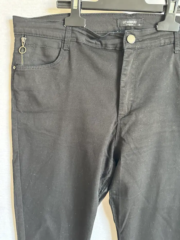 Pantaloni 44 [2]