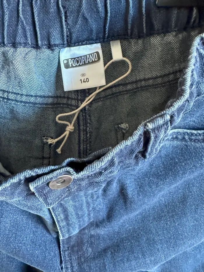 Pantaloni scurti fete 122, 140 [2]