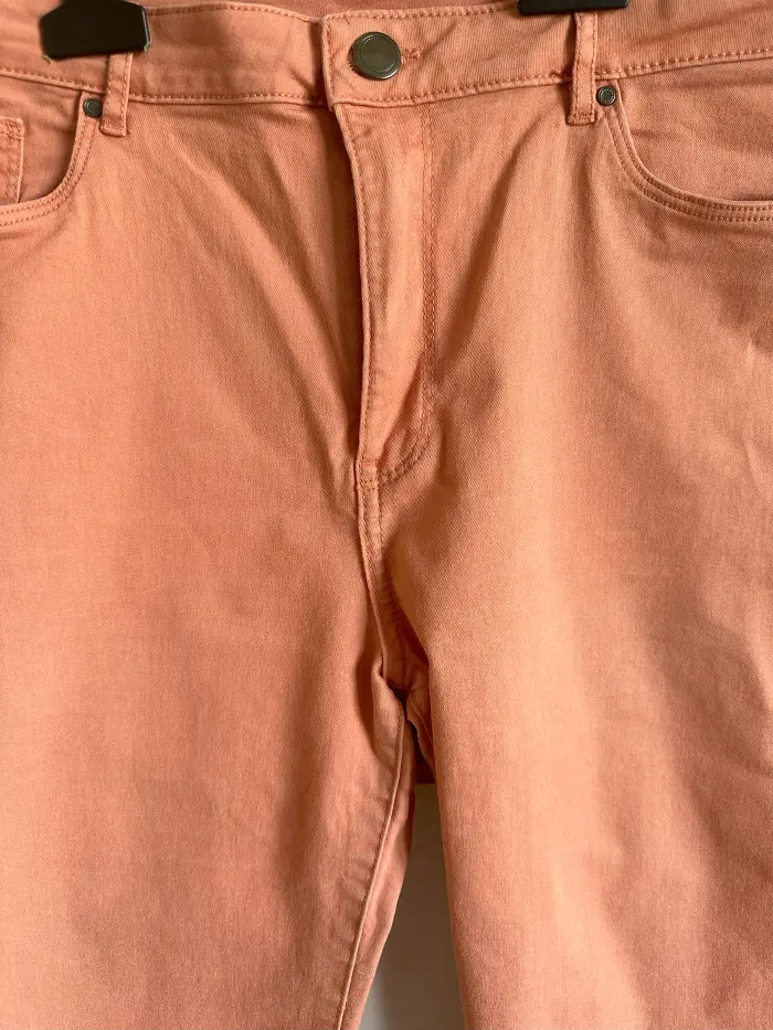 Pantaloni 3/4 46 [2]