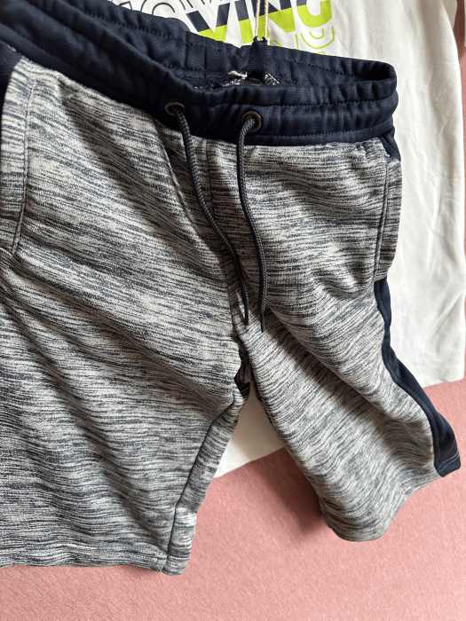 Set tricou cu pantaloni scurti 128 [3]