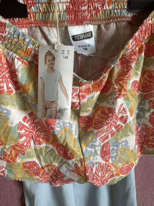 Set tricou cu pantaloni scurti fete marime 128 [2]