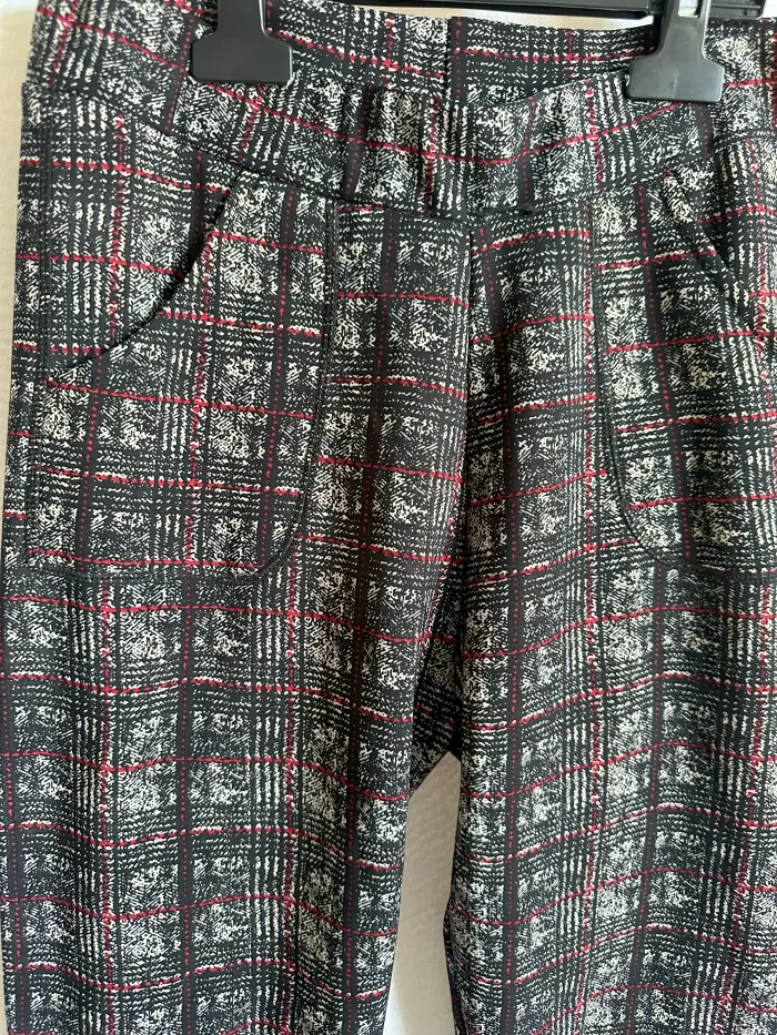 Pantaloni XL [2]