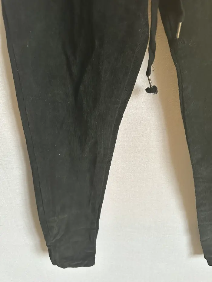 Pantaloni catifea S [3]