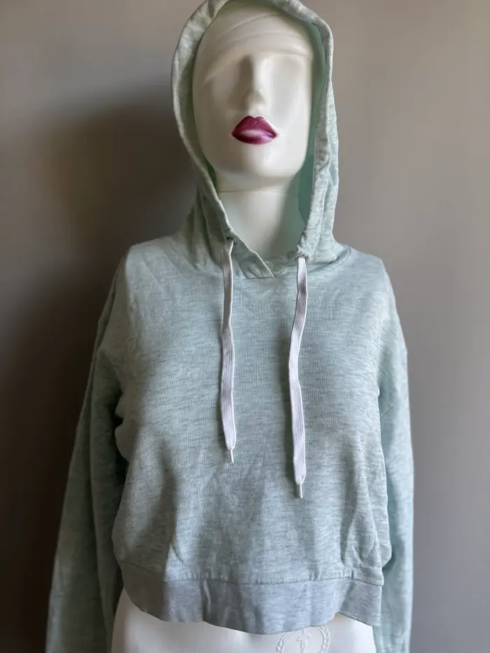 Bluza scurta cu gluga S [1]