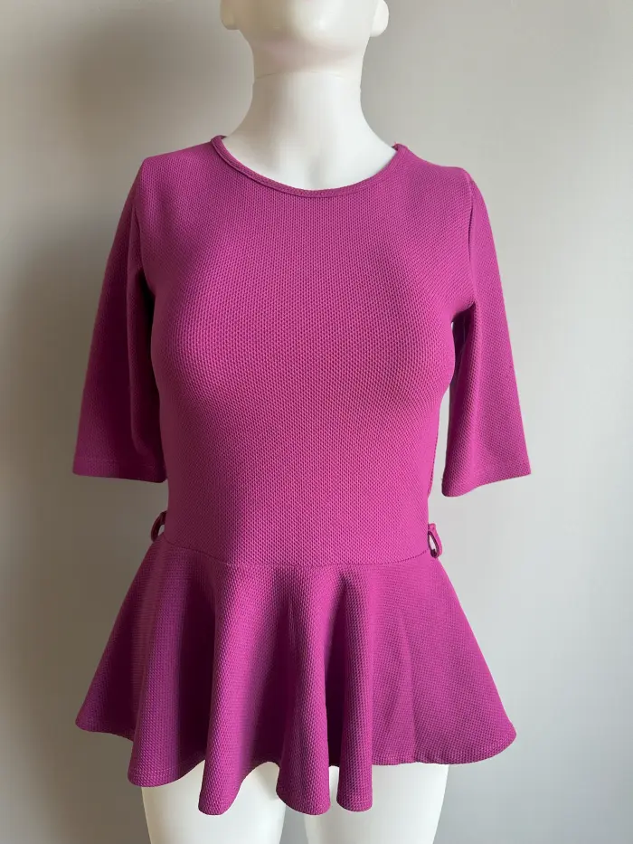 Tricouri/Topuri/Maiouri - Tricou cu plepum 36
