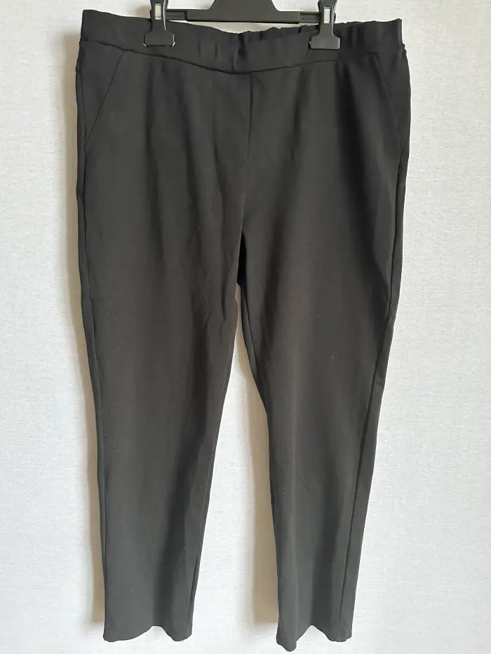 Femei - Pantaloni 2XL