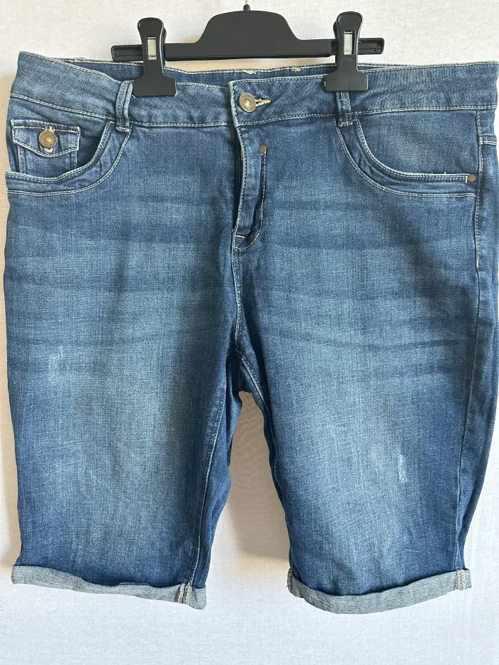 Femei - Pantaloni scurti 44