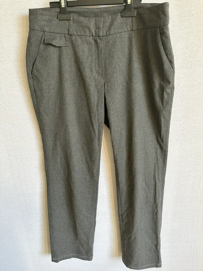 Femei - Pantaloni 38