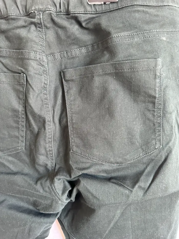 Pantaloni 44 [2]