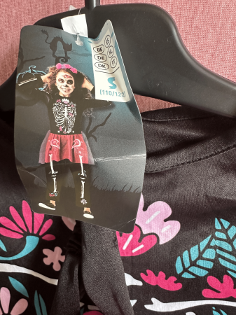 Costum Halloween marime 110/122 [1]