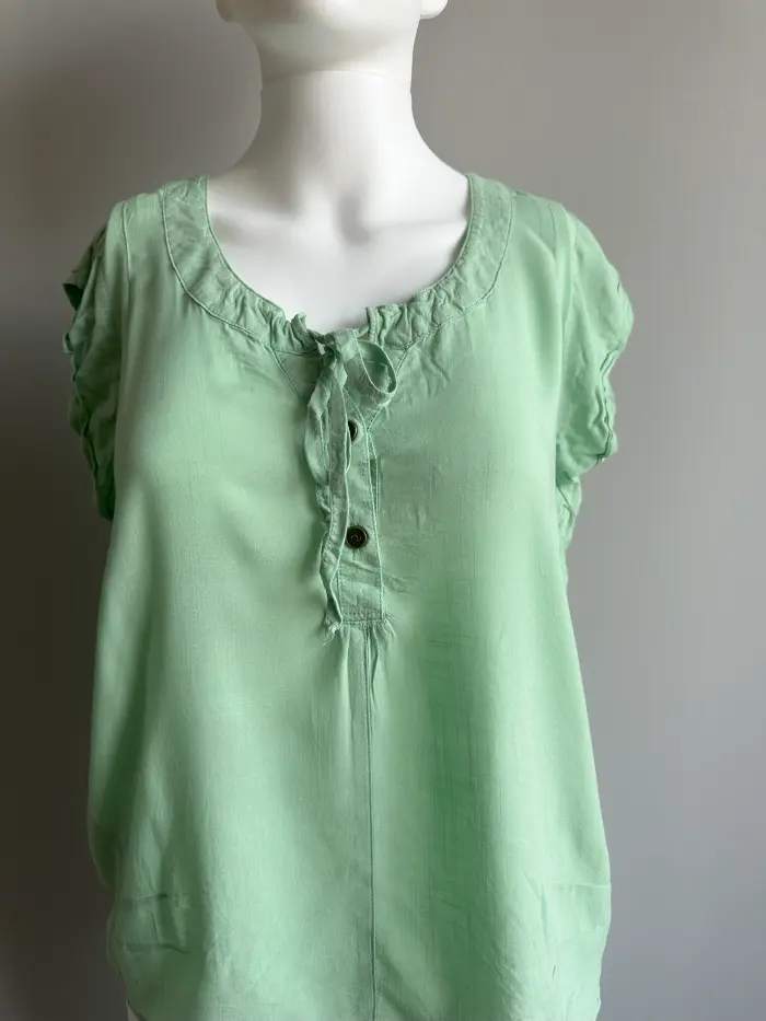 Tricouri/Topuri/Maiouri - Bluza cu maneca scurta M