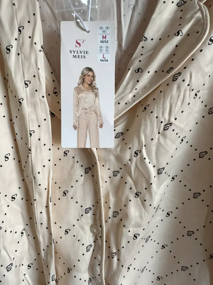 Femei - Pijama din satin M/L