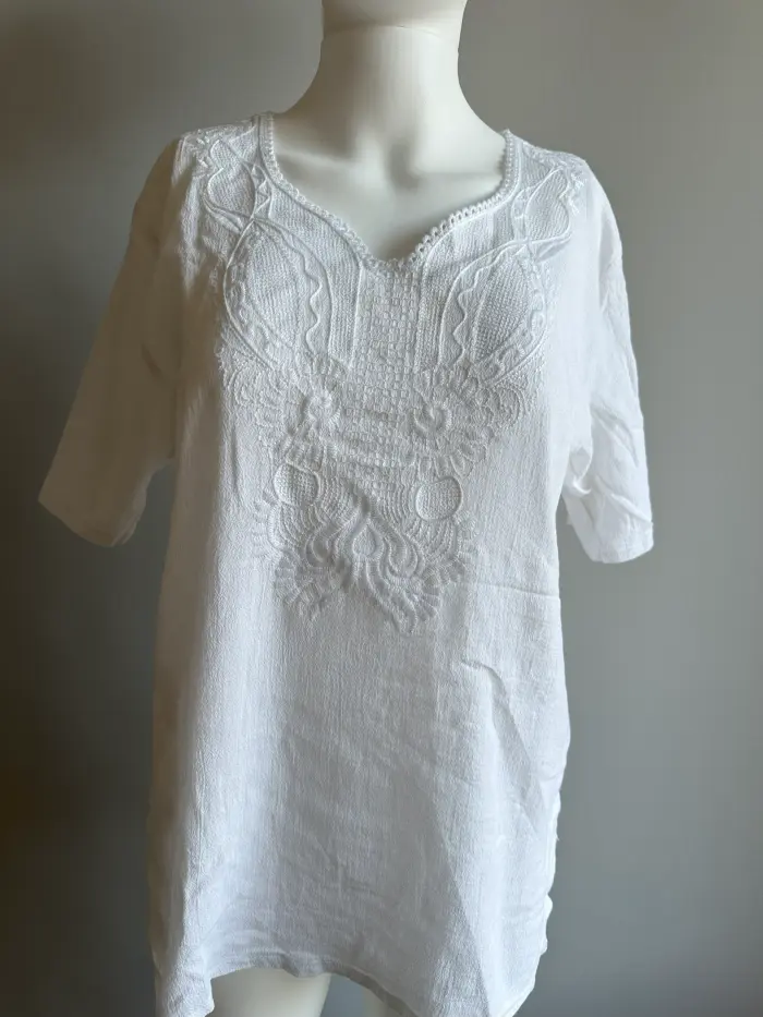 Tricouri/Topuri/Maiouri - Tricou L