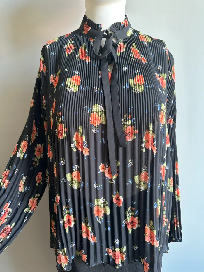 Femei - Bluza creponata S