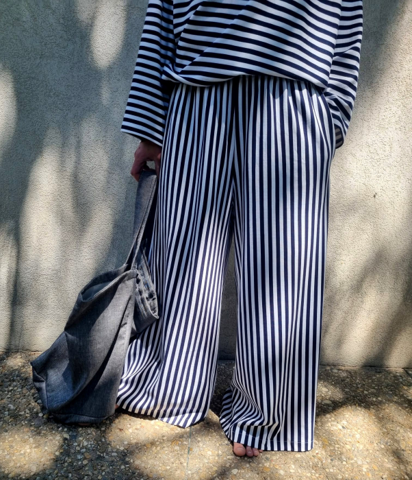 Pantaloni wide leg in dungi [4]