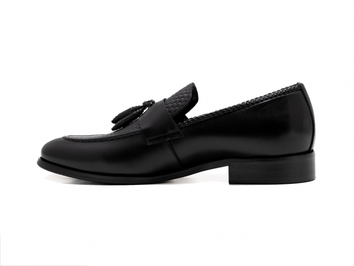 Loafers din piele neagră cu ciucuri [3]