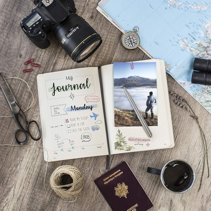 Agenda A5 Clairefontaine My Essential, 90 g/mp, 96 file punctate [10]