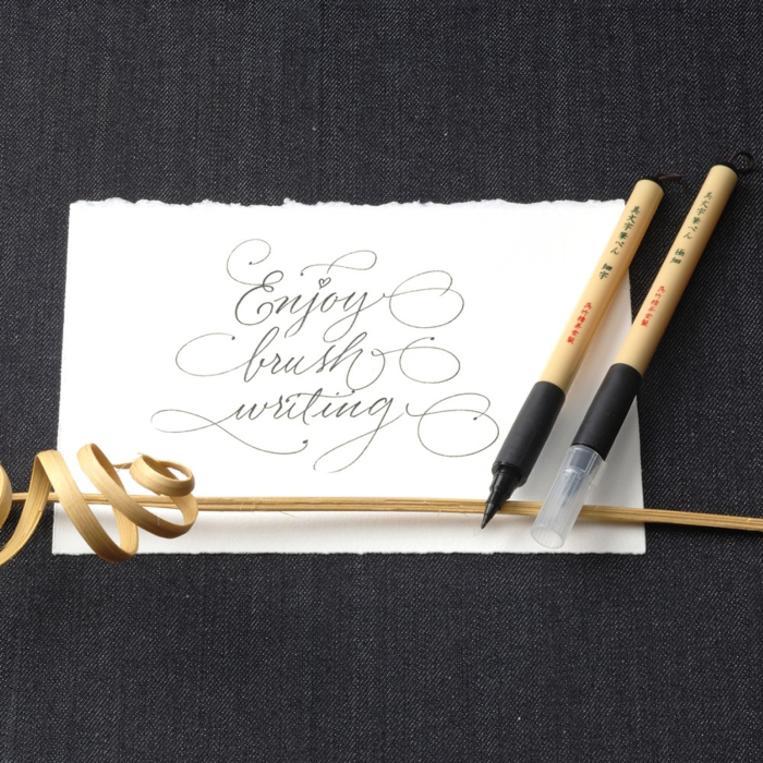 Brush pen negru pentru caligrafie Kuretake Bimoji Fude Pen [5]