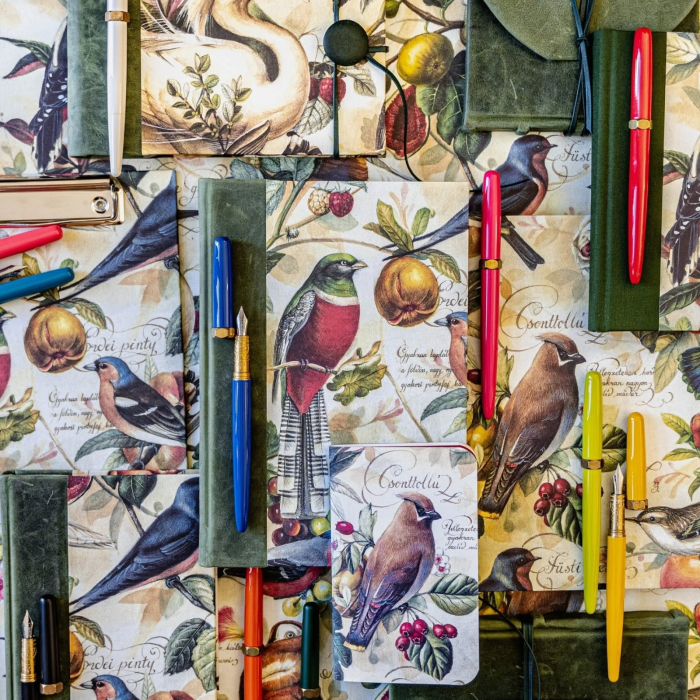 Jurnal Bomo legat manual, model  Birds & Fruits, cotor din piele, hartie ivory 90g/mp [2]