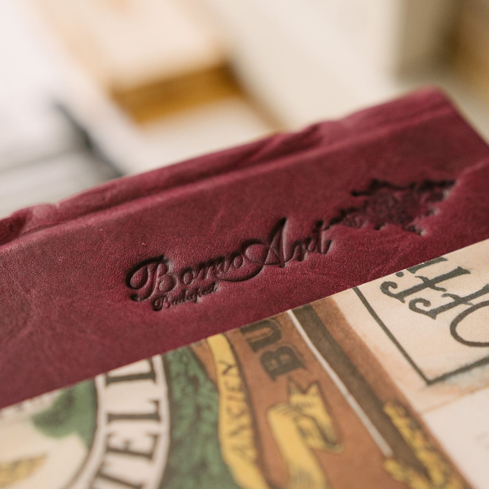 Jurnal Bomo legat manual, model The Nine Lives of Cats, cotor din piele, hartie ivory 90g/mp [7]