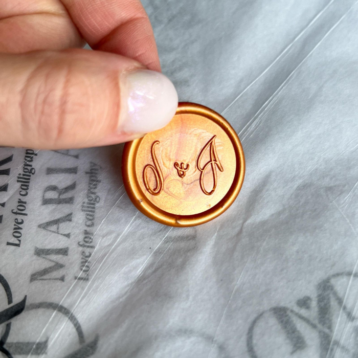 Stampila personalizata din alama initiale - Caligrafic [4]