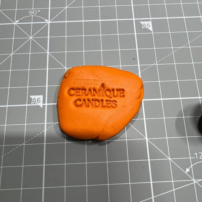 Stampila sapun si ceramica personalizata  - Logo [4]