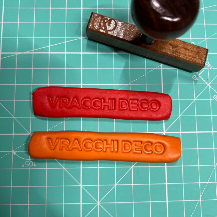 Stampila sapun si ceramica personalizata  - Logo [7]