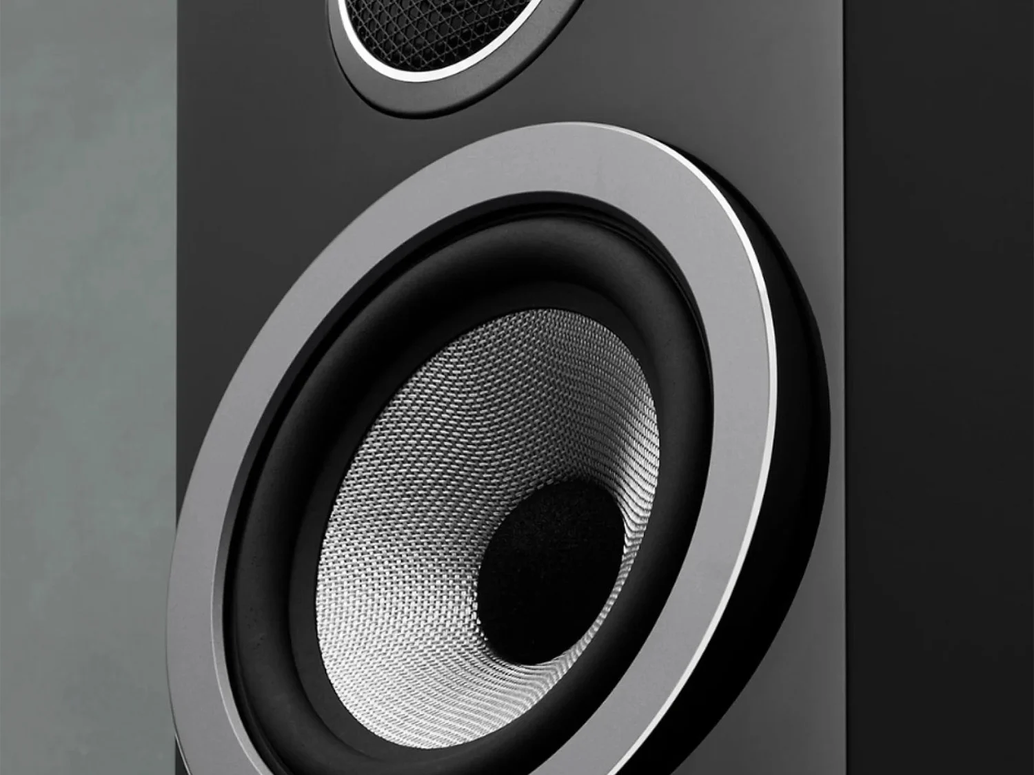 Bowers & Wilkins 707 S3