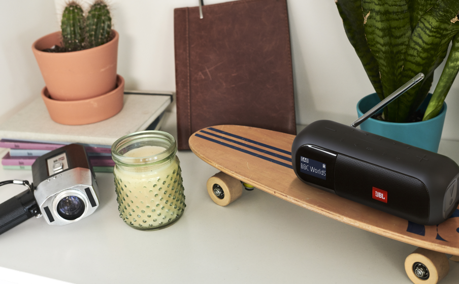 Boxa Portabila cu Radio JBL Tuner 2