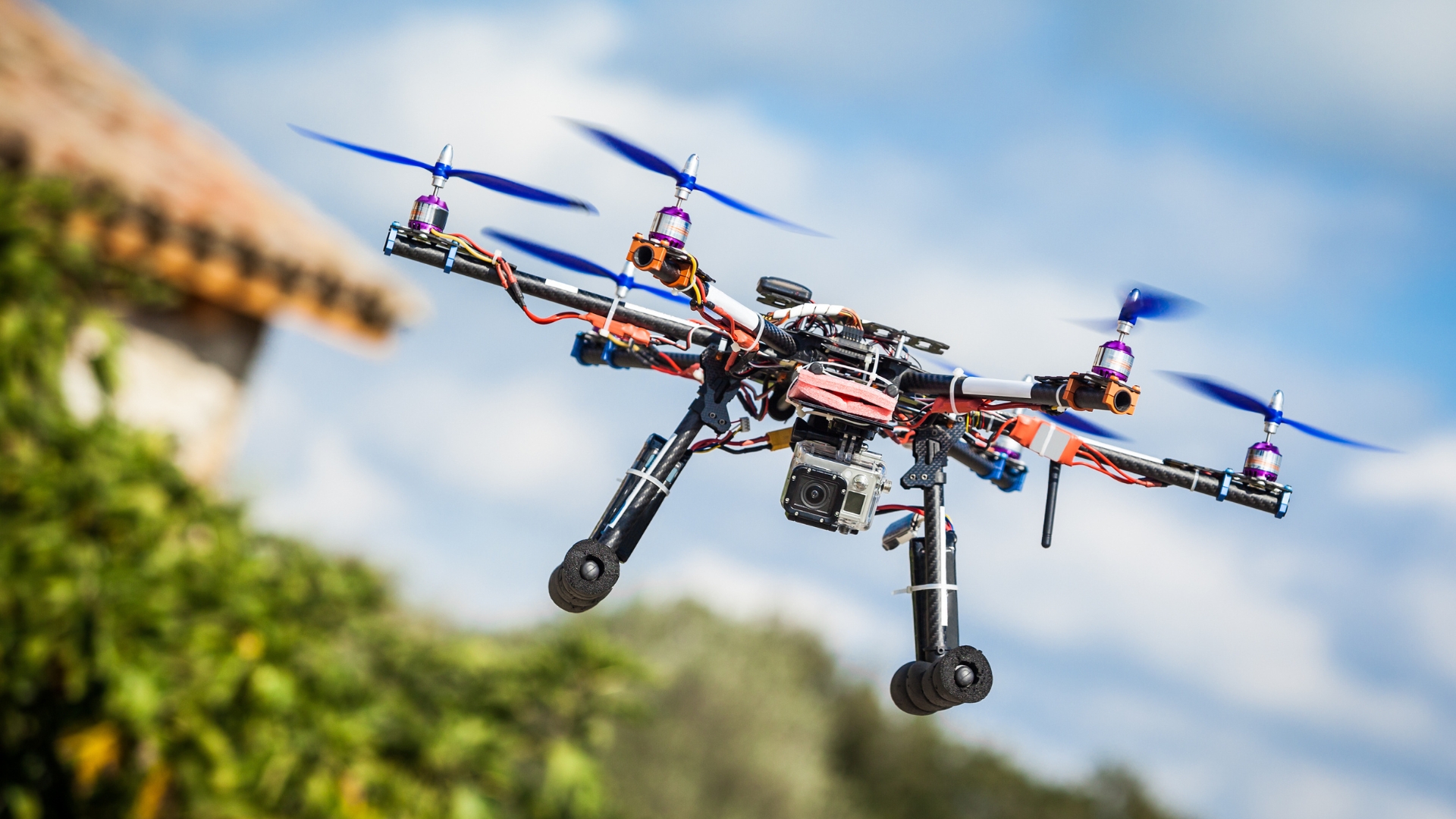 Legislația privind dronele în România. Ce trebuie să știi înainte de a zbura?