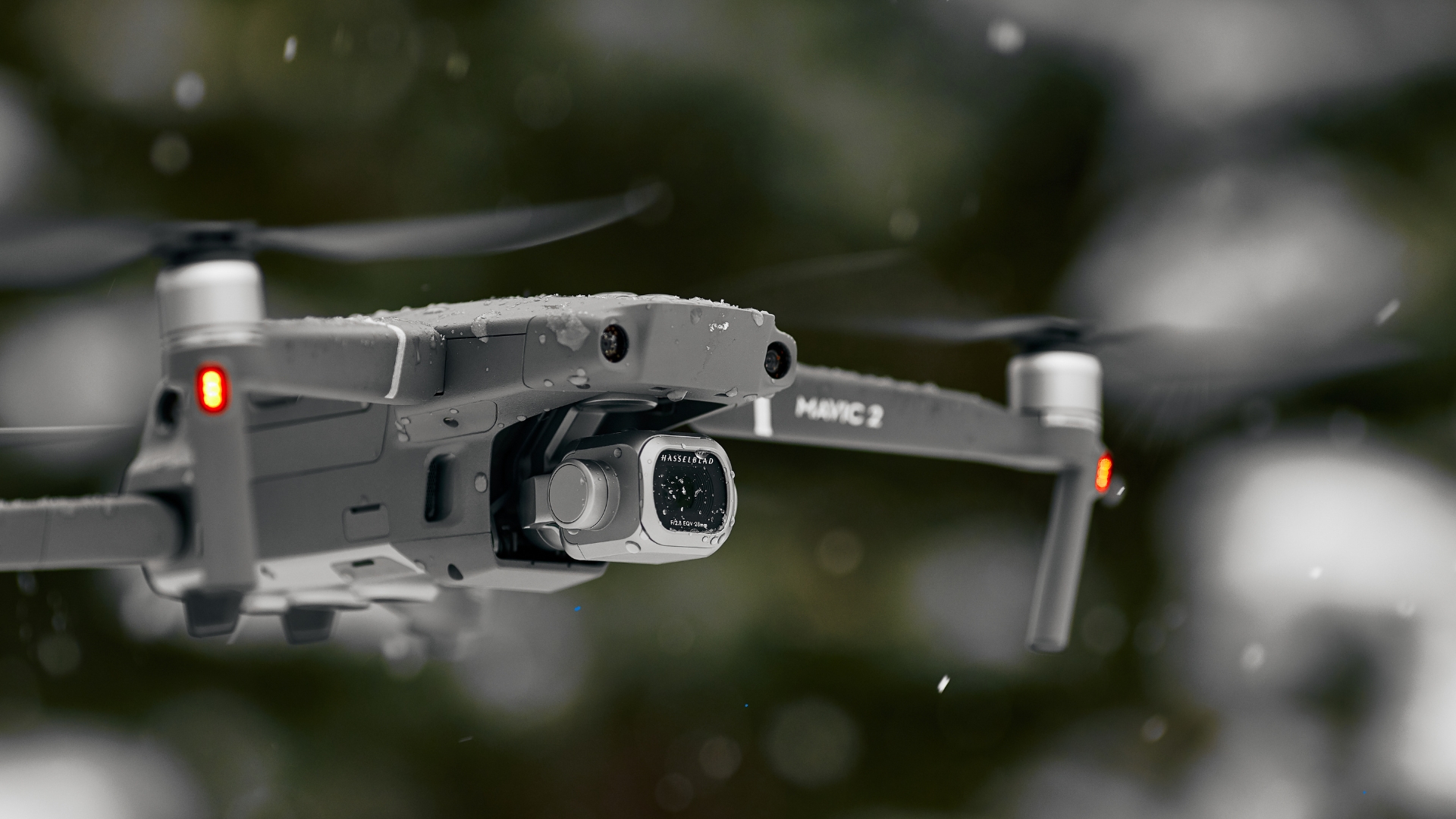 Moduri creative și practice de a folosi mini dronele în viața de zi cu zi