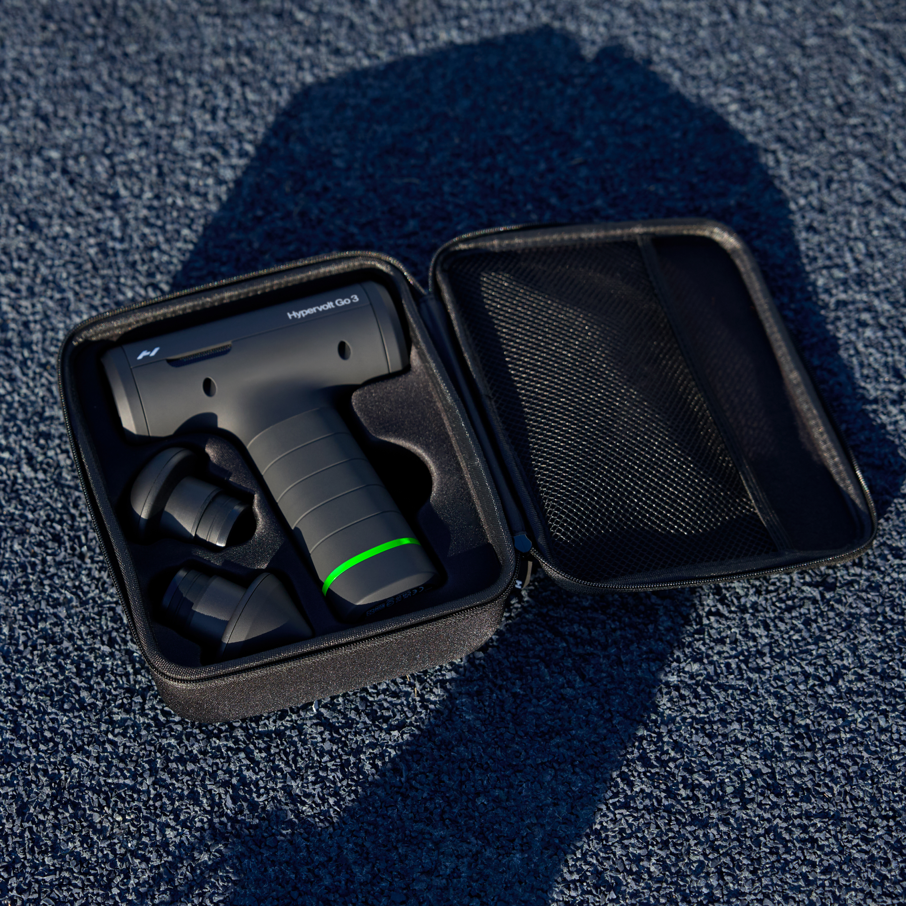 Pistol masaj cu vibratie Hyperice Hypervolt GO 3