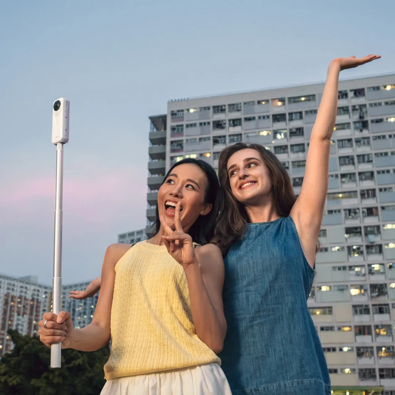 Selfie Stick Invizibil Insta360, Satin White, 114cm