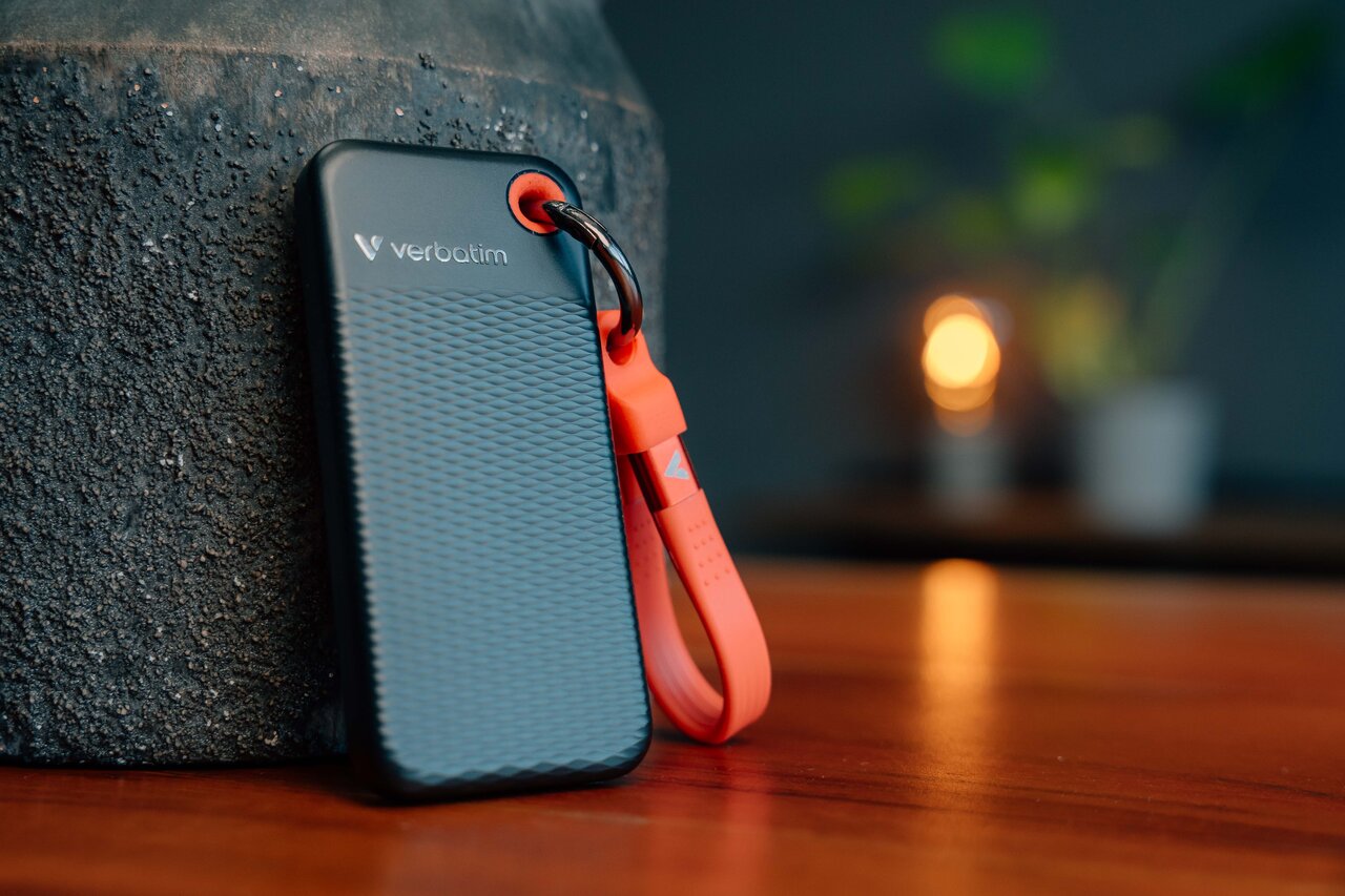Verbatim Pocket SSD extern, 128 GB, USB 3.2 Gen 2, Negru Rosu