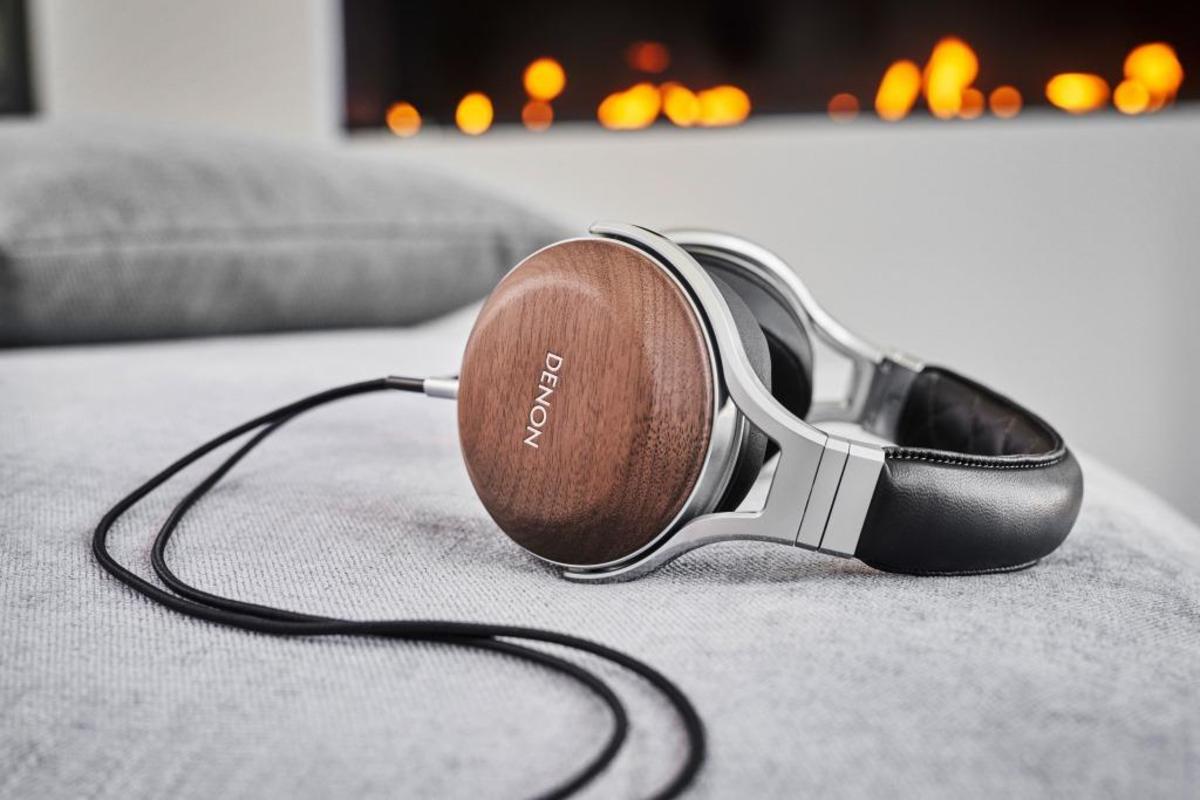 Denon Over-Ear AH-D7200 Brown Casti Premium [10]