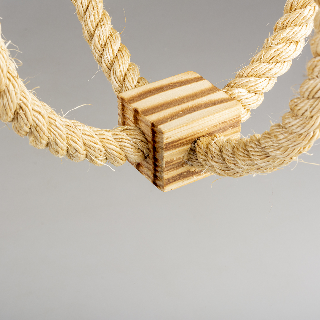 Jucarie pentru Pasari, Coarda din Sisal cu Cub de Lemn si Clopotel, 33 x 22 x 22 cm [2]