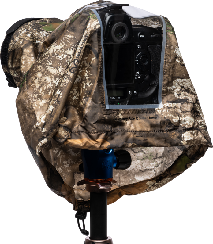 Husa de ploaie Think Tank Emergency Rain Cover I RealTree APX Camo (Small) [2]