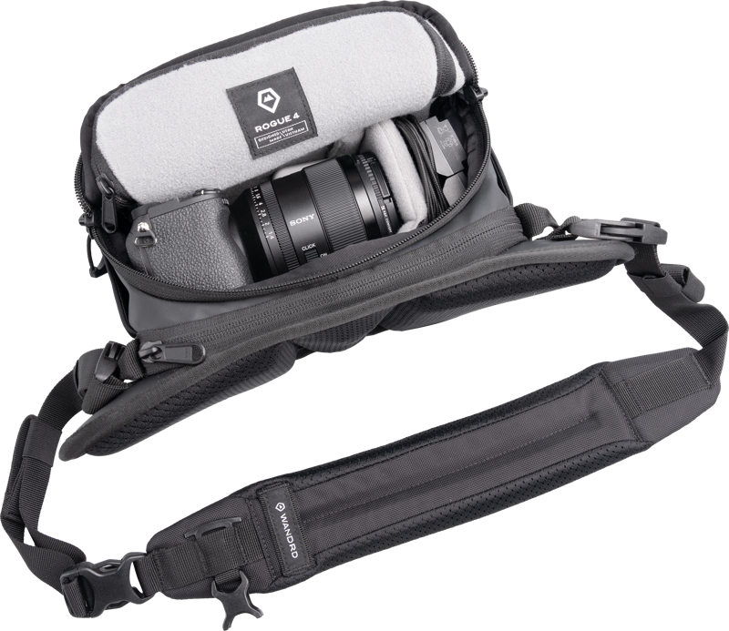 Geanta foto WANDRD ROGUE Sling 4L Black [3]