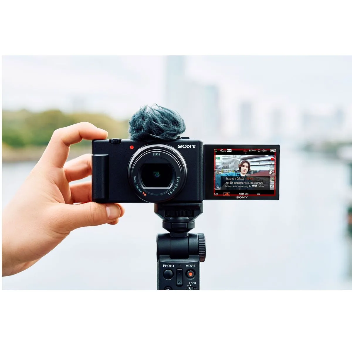 Aparat Foto Compact SONY ZV-1 II pentru Vlogging 4K, Obiectiv 18-50mm F1.8-4 [3]