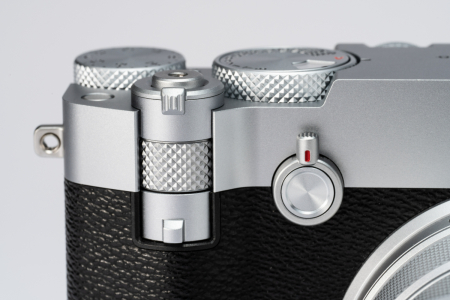 Fujifilm GFX100RF Silver [2]
