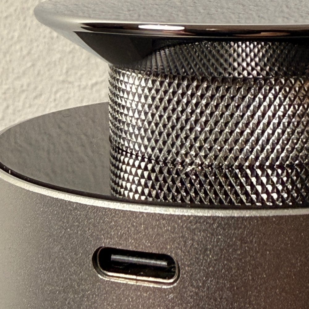 Evolution Car Fragrance Diffuser - Elegance and Technology for Your Vehicle [9]