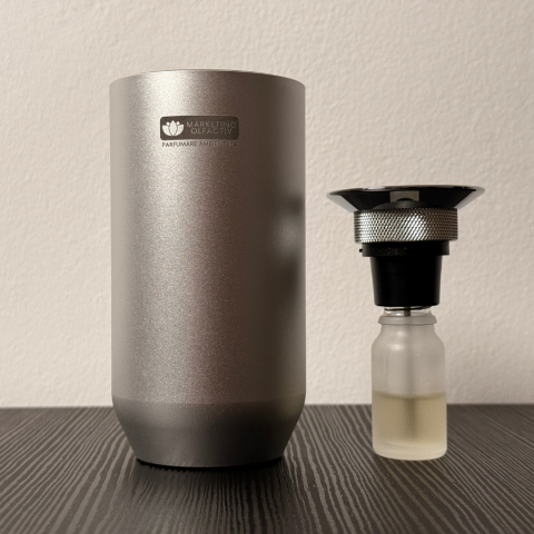 Evolution Car Fragrance Diffuser - Elegance and Technology for Your Vehicle [7]