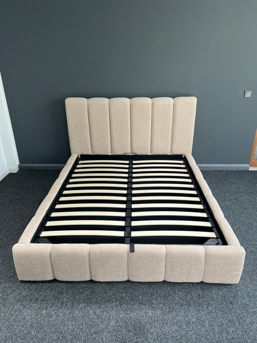 Pat Bavaria 160x200 cu Lada de Depozitare Tapitat Stofa Bej Somiera Inclusa [5]