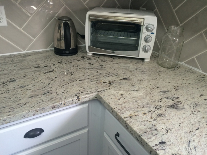 GRANIT ANTIQUE WHITE [2]