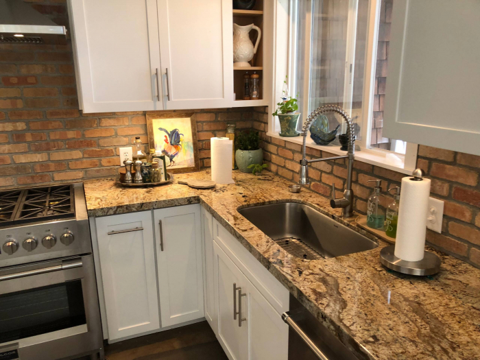 GRANIT GOLDEN CASCADE [5]